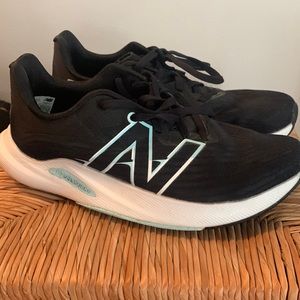 New Balance Fuel Cell Rebel v2
